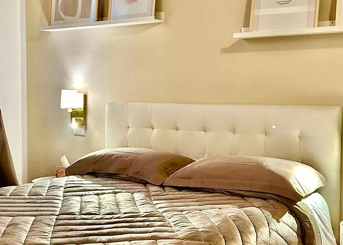 Rosso Suite-free Parking Appartement *